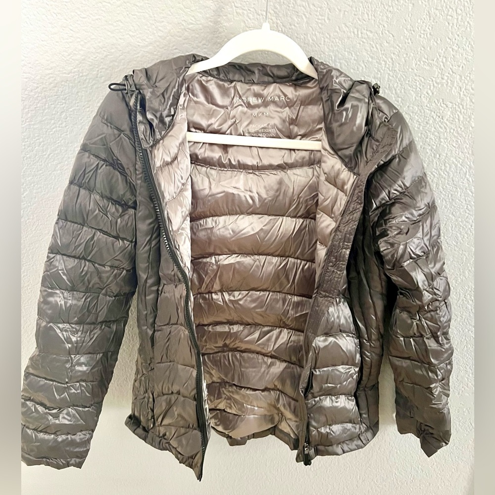 Andrew Marc, travel down jacket